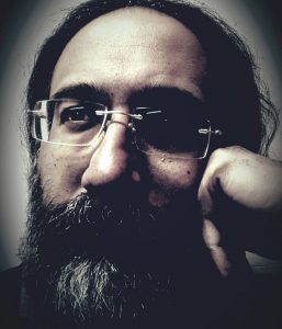 اکبر شاهدنواز- مدرس موسیقی